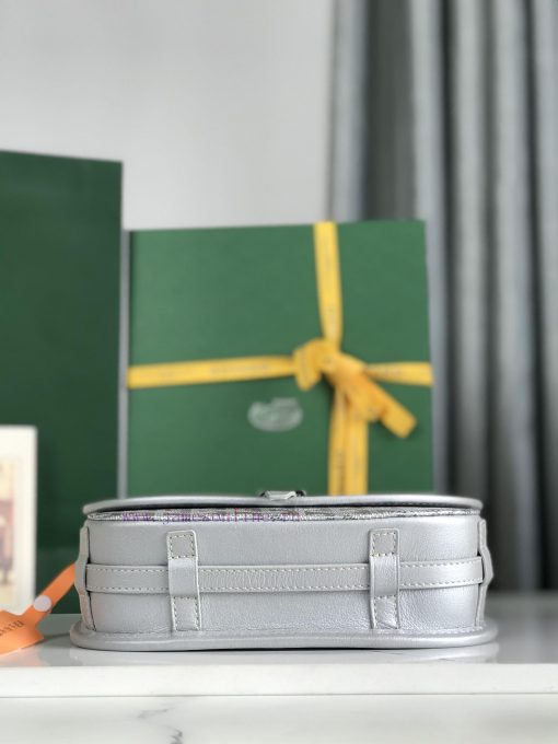 🤩 Goyard Belv é d è re II Sliver Space SilverThe classic quality of the Belv é d è re bag i vmv9yxdf - Image 4