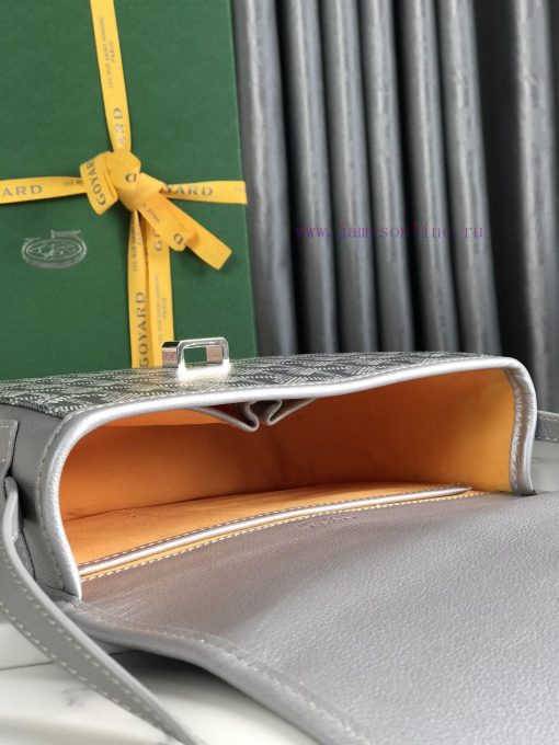 🤩 Goyard Belv é d è re II Sliver Space SilverThe classic quality of the Belv é d è re bag i vmv9yxdf - Image 10