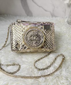 Chanel Bag The Chanel 24s camera bag AS4817, which everyone is drunk on, has exquisite detai rtpn6kqg