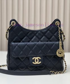 Chanel Bag 𝟮𝟯𝗣 Ball patterned 𝗛𝗼𝗯𝗼 BagSitting firmly, this shoulder bag has the highest atte htw3oqiz