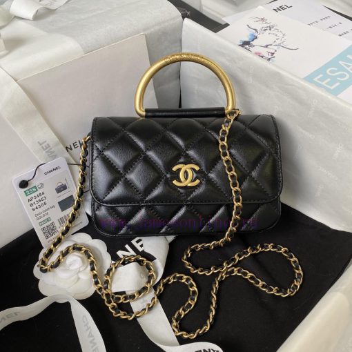 Chanel Bag Chanel 23B metal wristband flip phone caseBright sheepskin with a single color an ungnjm12