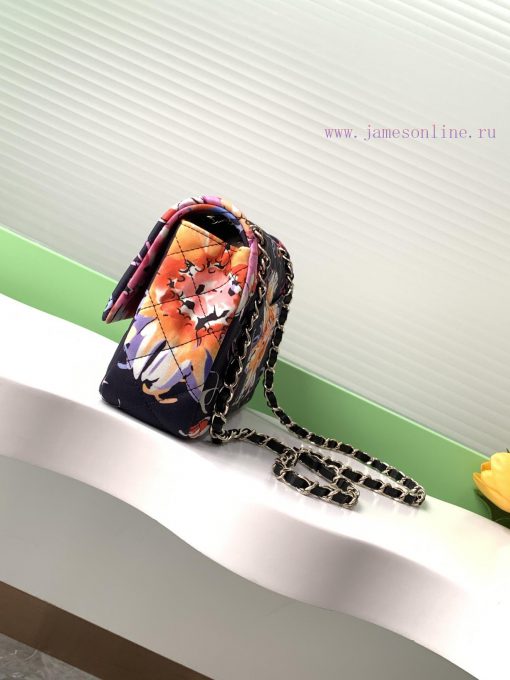 Chanel Bag 24S Camellia Anguilla CF looks more and more exquisite. WowThe unique camellia pr 60ebr6xz - Image 3