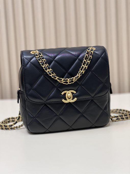 Chanel Bag 𝟮𝟯𝗣𝗔𝗱𝗼 Backpack 🪄Original factory lambskin has a delicate touchThe chain is the m rg2wwevu