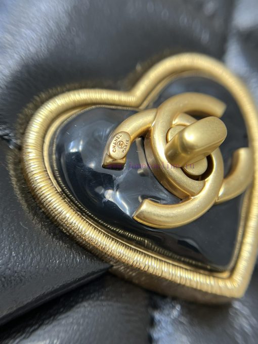 Chanel Bag I love this retro heart lock so muchCome and fall into this retro love abyss with anl108ch - Image 5