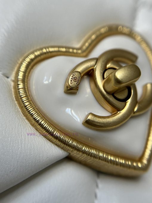 Chanel Bag I love this retro heart lock so muchCome and fall into this retro love abyss with dn4scza7 - Image 5