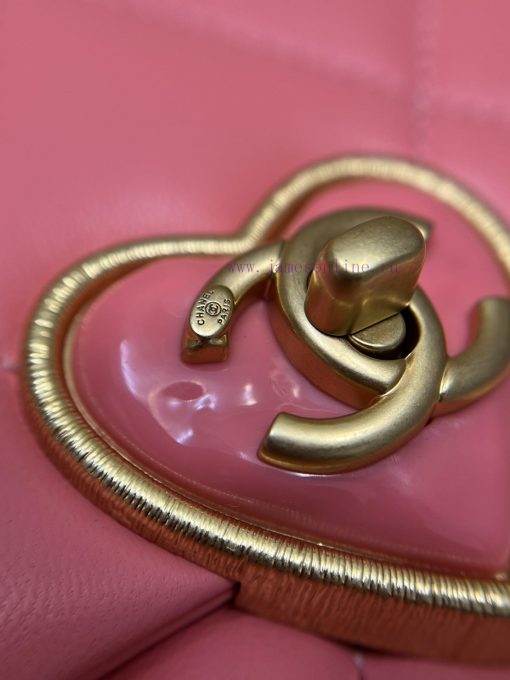 Chanel Bag I love this retro heart lock so muchCome and fall into this retro love abyss with 3s8twige - Image 5