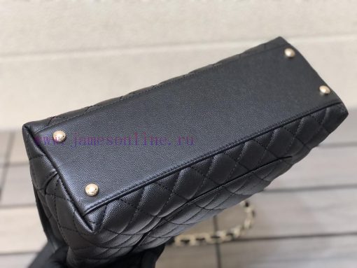 Chanel Bag 𝘾𝙃𝘼𝙉𝙀𝙇 𝟮𝟭𝙉𝙚𝙬 𝘾𝙤𝙘𝙤 𝙝𝙖𝙣𝙙𝙡𝙚The outer seam of the bag cover is designed with a built- wji9rzid - Image 7