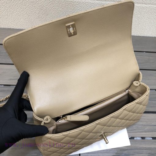 Chanel Bag 𝘾𝙃𝘼𝙉𝙀𝙇 𝟮𝟭𝙉𝙚𝙬 𝘾𝙤𝙘𝙤 𝙝𝙖𝙣𝙙𝙡𝙚The outer seam of the bag cover is designed with a built- 72btk6y3 - Image 7
