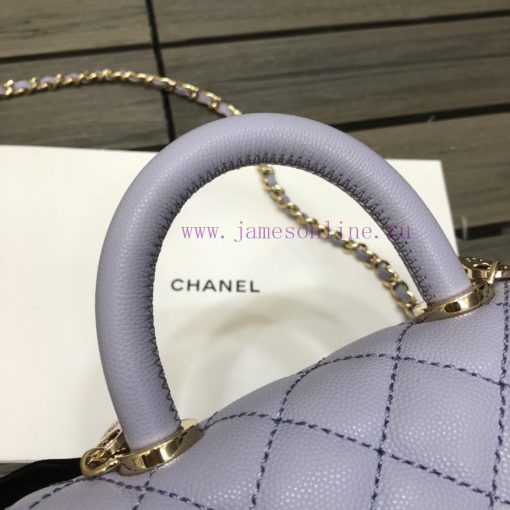 Chanel Bag 𝘾𝙃𝘼𝙉𝙀𝙇 𝟮𝟭𝙉𝙚𝙬 𝘾𝙤𝙘𝙤 𝙝𝙖𝙣𝙙𝙡𝙚The outer seam of the bag cover is designed with a built- 1ciqr1mb - Image 6