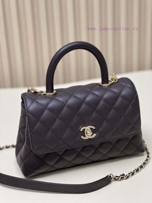 Chanel Bag 𝘾𝙃𝘼𝙉𝙀𝙇 𝟮𝟭𝙉𝙚𝙬 𝘾𝙤𝙘𝙤 𝙝𝙖𝙣𝙙𝙡𝙚The outer seam of the bag cover is designed with a built- 1xoci0xn - Image 3