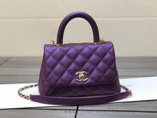 Chanel Bag Authentic handmade leather craftsmanship with consistent internal matching and fe yek02hgc