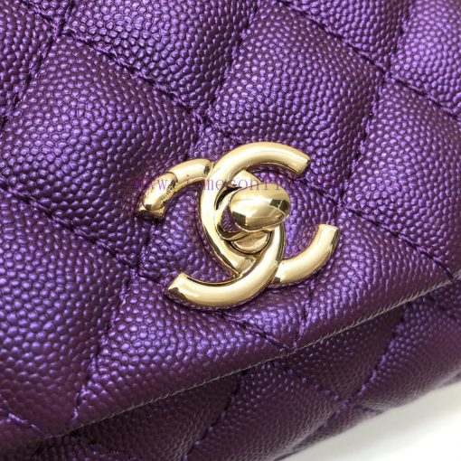 Chanel Bag Authentic handmade leather craftsmanship with consistent internal matching and fe yek02hgc - Image 6