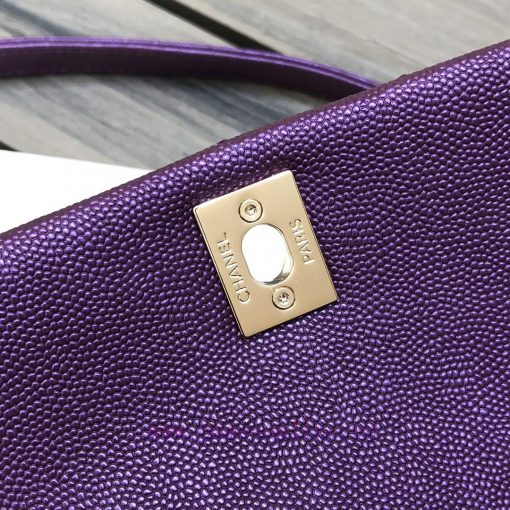 Chanel Bag Authentic handmade leather craftsmanship with consistent internal matching and fe yek02hgc - Image 8