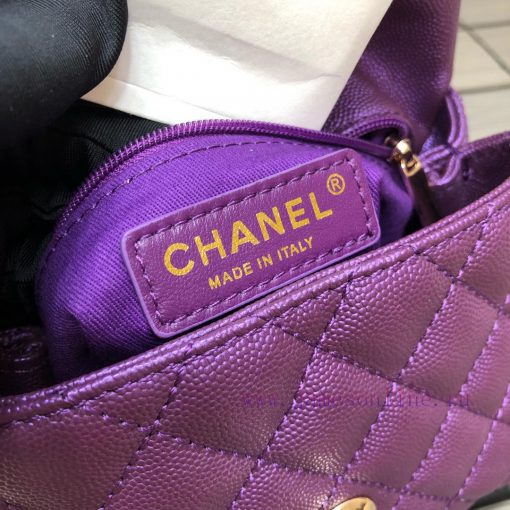 Chanel Bag Authentic handmade leather craftsmanship with consistent internal matching and fe yek02hgc - Image 10