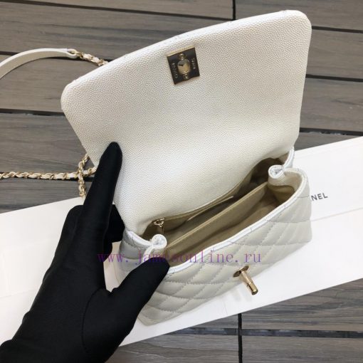 Chanel Bag Authentic handmade leather craftsmanship with consistent internal matching and fe ptvlq0o1 - Image 9