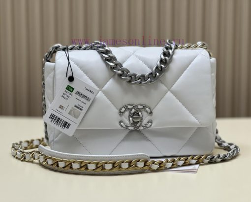 Chanel Bag Annual Baowang Mountain SheepskinMouth cap, foreskin, goat skinGold, silver, and 7ihujrtg - Image 2