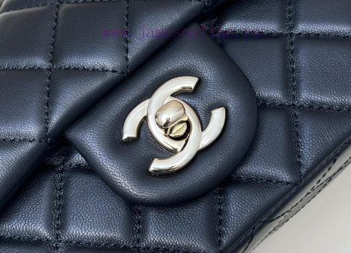 Chanel Bag 𝟮𝟯𝗰 Football Chessboard ️This 𝐦𝐢𝐧𝐢 really loves it, suitable for sports styleAdju hmmvt605 - Image 6