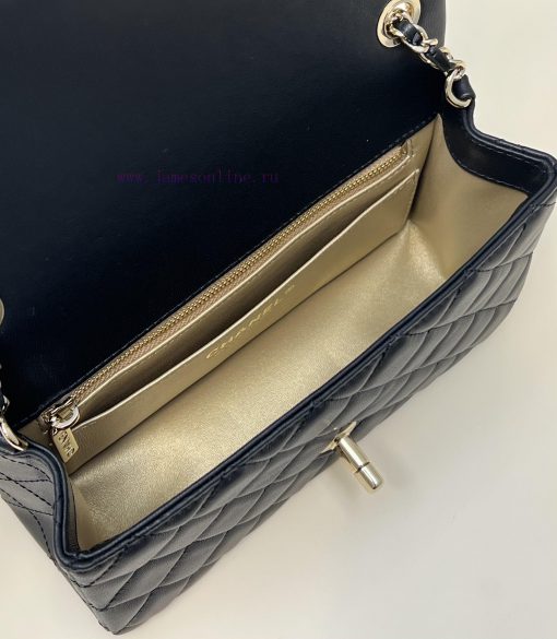 Chanel Bag 𝟮𝟯𝗰 Football Chessboard ️This 𝐦𝐢𝐧𝐢 really loves it, suitable for sports styleAdju hmmvt605 - Image 8