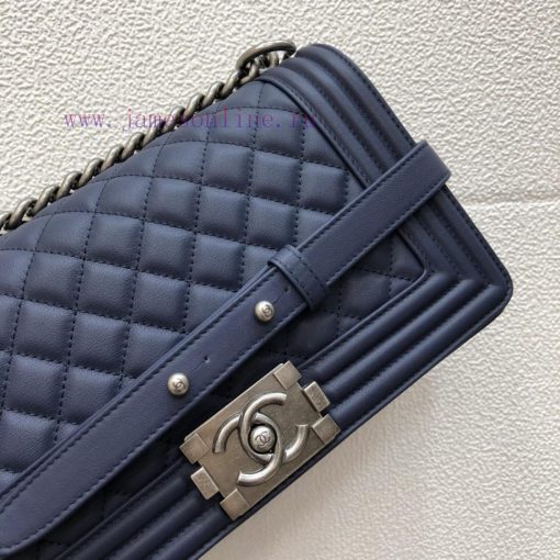Chanel Bag 𝐋𝐞𝐛𝐨𝐲 Tire Leather SeriesNine years of handmade precision production, based on th gt3lcsph - Image 3