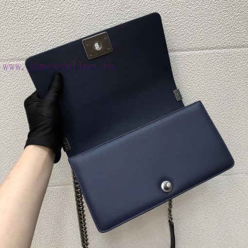 Chanel Bag 𝐋𝐞𝐛𝐨𝐲 Tire Leather SeriesNine years of handmade precision production, based on th gt3lcsph - Image 8