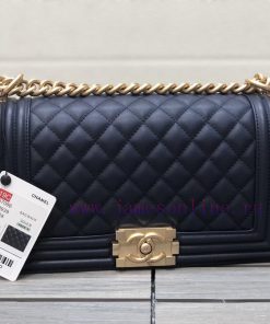 Chanel Bag 𝐋𝐞𝐛𝐨𝐲 Tire Leather SeriesNine years of handmade precision production, based on th l9qb0u3i