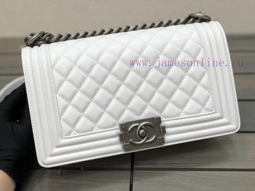Chanel Bag 𝐋𝐞𝐛𝐨𝐲 Tire Leather SeriesNine years of handmade precision production, based on th c4xt03x7