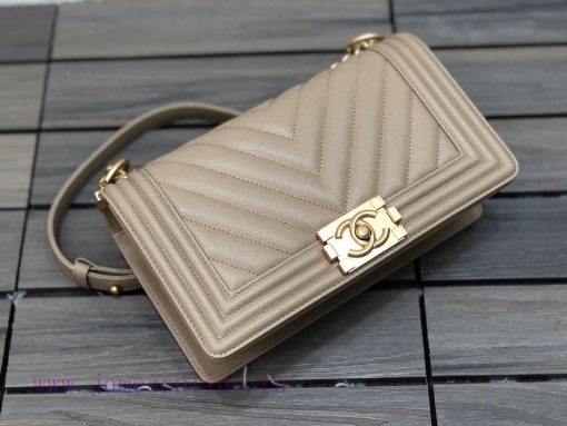 Chanel Bag 𝐋𝐞𝐛𝐨𝐲 series 𝐕 checkered caviar cowhideTen years of handmade precision production 3ps05xme - Image 3