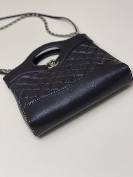 Chanel Bag 𝟮𝟯𝐀𝟯𝟭𝐛𝐚𝐠 𝐦𝐢𝐧𝐢 High end handmade workshop runway bag king, 𝐌𝐨𝐧𝐭𝐞𝐛𝐞𝐥𝐥𝐨 tire cowhide 27bhr05z - Image 6