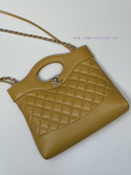 Chanel Bag 𝟮𝟯𝐀𝟯𝟭𝐛𝐚𝐠 𝐦𝐢𝐧𝐢 High end handmade workshop runway bag king, 𝐌𝐨𝐧𝐭𝐞𝐛𝐞𝐥𝐥𝐨 tire cowhide 3p9xtohu - Image 2
