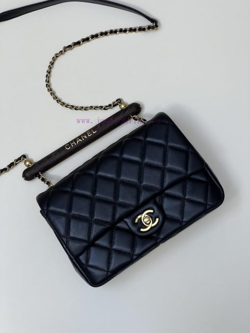 Chanel Bag 𝟮𝟯𝗔 High end handicraft workshop series, with colorful beads and wooden elements b1aegj6a - Image 2