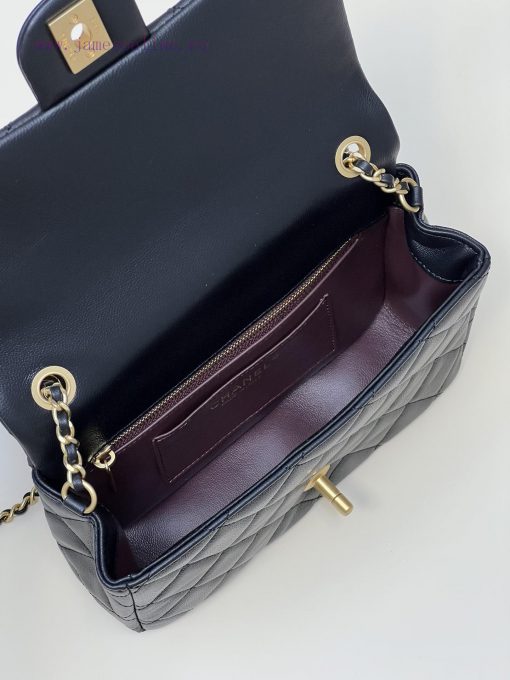 Chanel Bag 𝟮𝟯𝗔 High end handicraft workshop series, with colorful beads and wooden elements b1aegj6a - Image 10