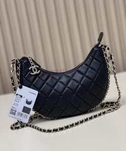 Chanel Bag 23p is a very popular bag that is difficult to buy. [Bitter] Jennie, the same pro u0w607wz