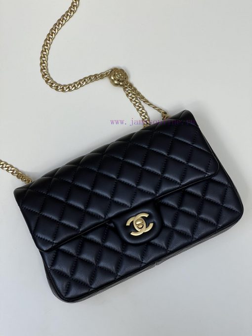 Chanel Bag 𝟮𝟯𝗦 The new Camellia Adjustment Buckle can be adjusted in length according to nee zetnvi4h