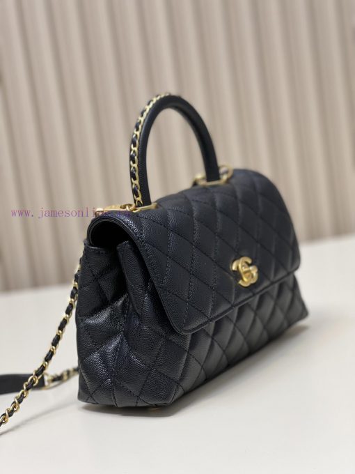 Chanel Bag The handle is threaded with a chain, making it the ceiling in the classic antique 4vjmxndp - Image 3
