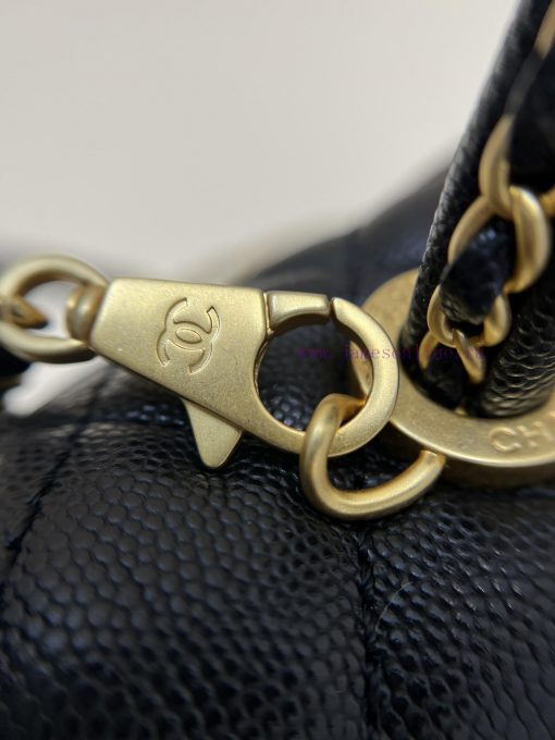 Chanel Bag The handle is threaded with a chain, making it the ceiling in the classic antique 4vjmxndp - Image 8
