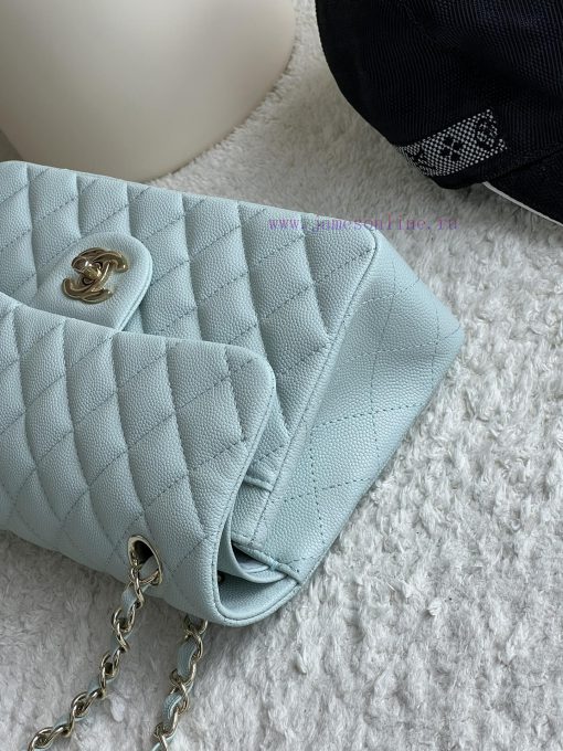 Chanel Bag 𝗖𝗛𝗔𝗡𝗘𝗟𝘾𝙁 Series Caviar Ball Pattern Quality with Sheepskin Inner𝙎𝙞𝙯𝙚 𝟮𝟯𝗰𝗺Model 𝟭𝟭 aq8pvi18 - Image 6