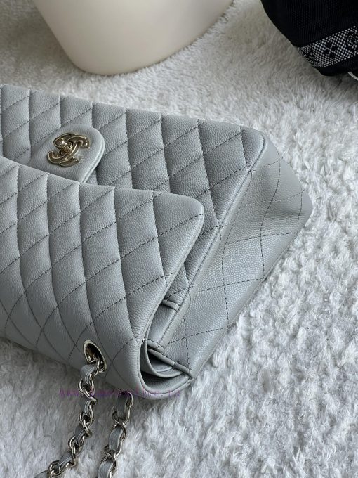 Chanel Bag 𝗖𝗛𝗔𝗡𝗘𝗟𝘾𝙁 Series Caviar Ball Pattern Quality with Sheepskin Inner𝙎𝙞𝙯𝙚 𝟮𝟱.𝟱𝗰𝗺Model l7yz9ouz - Image 5