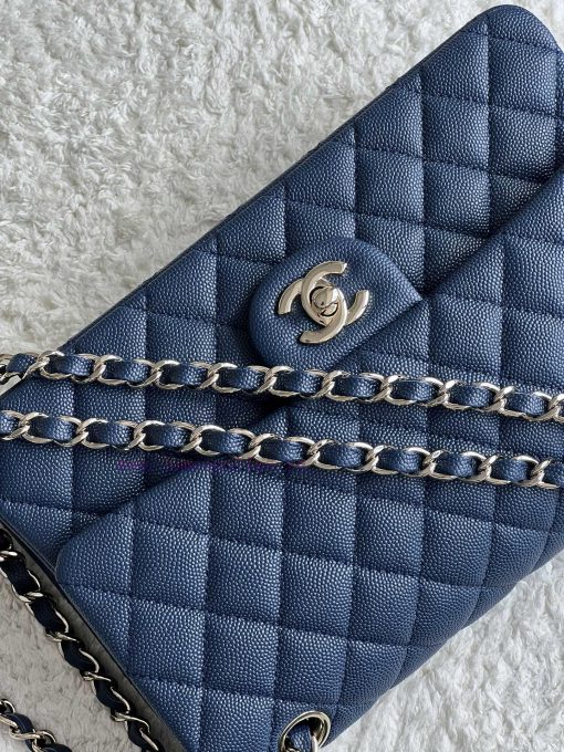 Chanel Bag 𝗖𝗛𝗔𝗡𝗘𝗟𝘾𝙁 Series Caviar Ball Pattern Quality with Sheepskin Inner𝙎𝙞𝙯𝙚 𝟮𝟱.𝟱𝗰𝗺Model qoxud9xb - Image 6