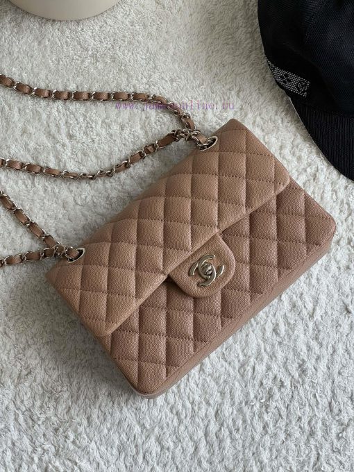 Chanel Bag 𝗖𝗛𝗔𝗡𝗘𝗟𝘾𝙁 Series Caviar Ball Pattern Quality with Sheepskin Inner𝙎𝙞𝙯𝙚 𝟮𝟯𝗰𝗺Model 𝟭𝟭 l60p60qm - Image 2