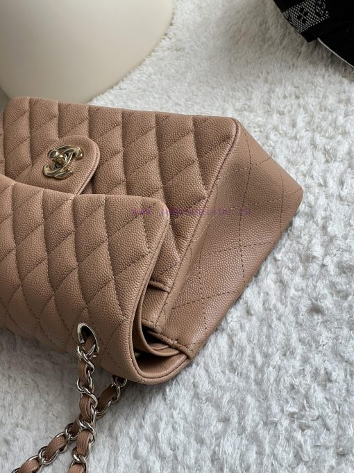 Chanel Bag 𝗖𝗛𝗔𝗡𝗘𝗟𝘾𝙁 Series Caviar Ball Pattern Quality with Sheepskin Inner𝙎𝙞𝙯𝙚 𝟮𝟯𝗰𝗺Model 𝟭𝟭 l60p60qm - Image 6