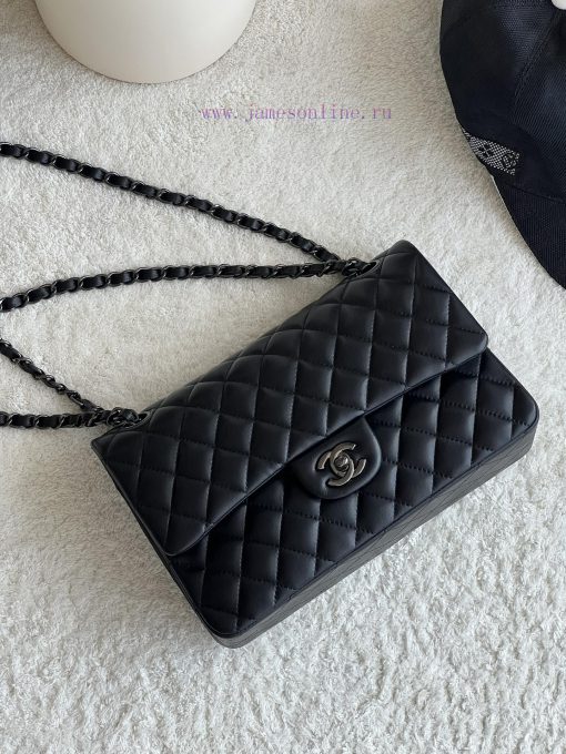 Chanel Bag 𝗖𝗛𝗔𝗡𝗘𝗟𝘾𝙁 series sheepskin quality with inner lambskinSize 𝟮𝟱 𝟱 𝗰𝗺Model 𝟭𝟭𝟭𝟭𝟮 wog7jfyu