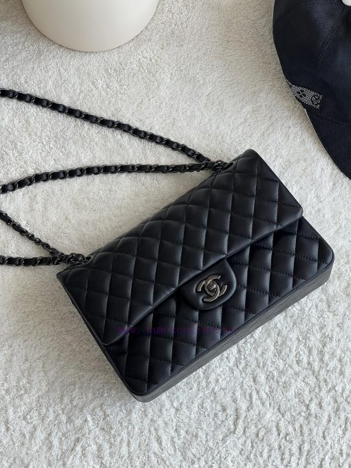 Chanel Bag 𝗖𝗛𝗔𝗡𝗘𝗟𝘾𝙁 series sheepskin quality with inner lambskinSize 𝟮𝟱 𝟱 𝗰𝗺Model 𝟭𝟭𝟭𝟭𝟮 wog7jfyu - Image 2