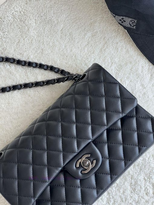 Chanel Bag 𝗖𝗛𝗔𝗡𝗘𝗟𝘾𝙁 series sheepskin quality with inner lambskinSize 𝟮𝟱 𝟱 𝗰𝗺Model 𝟭𝟭𝟭𝟭𝟮 wog7jfyu - Image 3