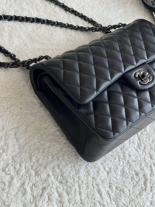 Chanel Bag 𝗖𝗛𝗔𝗡𝗘𝗟𝘾𝙁 series sheepskin quality with inner lambskinSize 𝟮𝟱 𝟱 𝗰𝗺Model 𝟭𝟭𝟭𝟭𝟮 wog7jfyu - Image 4