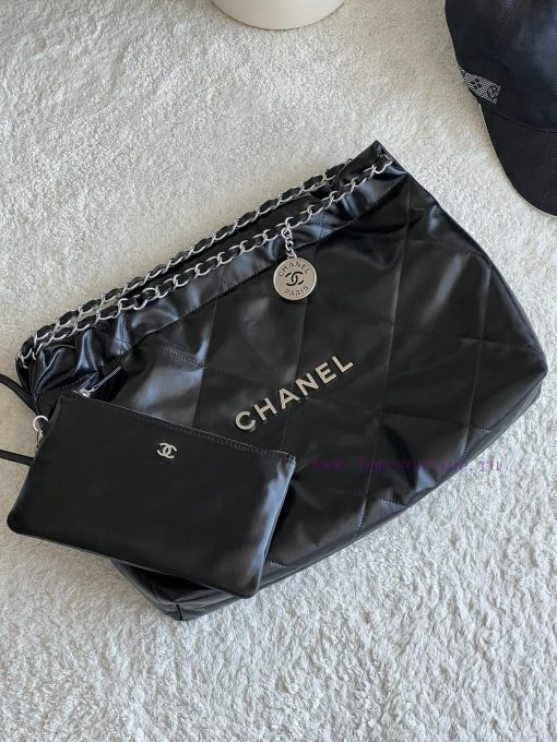 Chanel Bag The 𝟮𝟰𝗖 horizontal garbage bag is also very popular. As Chanel's flagship product jczhox57 - Image 2