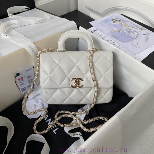 Chanel Bag The new Chanel 24c AS4543 handle cover is wrapped in oil wax leather, with a glos ie4s2xu7