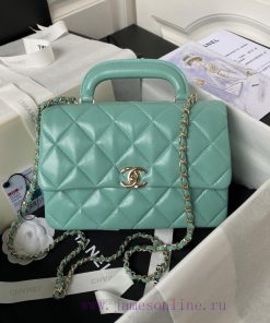 Chanel Bag Chanel's new AS4544 handle cover is wrapped in oil and wax, with a glossy and sof 1xm285va