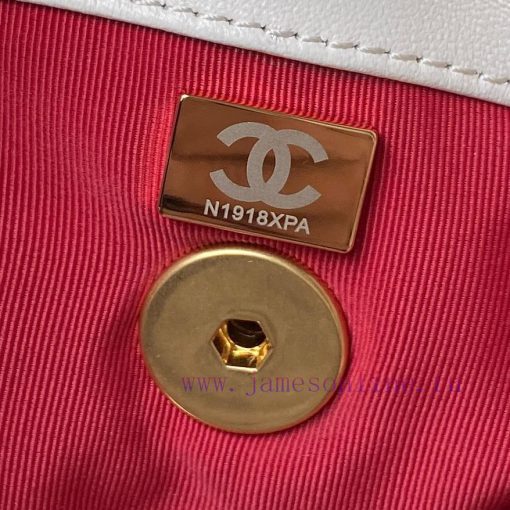 Chanel Bag The 24C 19bag dual shoulder AS4223 is the first release on the entire network24C wj9ii3hm - Image 10