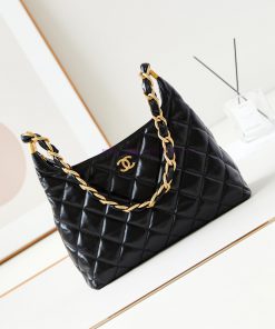 Chanel Bag 24A Advanced Handicraft Workshop Series HoboOil wax lambskin, large vintage distr b7rwm1mw