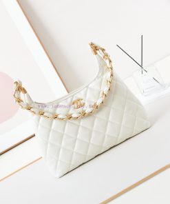 Chanel Bag 24A Advanced Handicraft Workshop Series HoboOil wax lambskin, large vintage distr 4p46bxz5